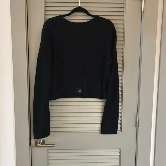NWOT ALO Black Cashmere Sweater Sz L - Picture 3 of 4